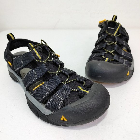 KEEN Newport H2 Black Outdoor Sandals Women\'s Size 9 Good Condition
